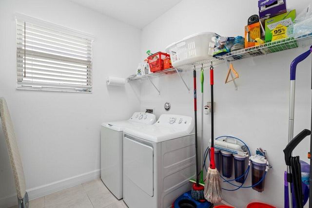 1362 Harvester Crossing, Loxahatchee, FL 33470