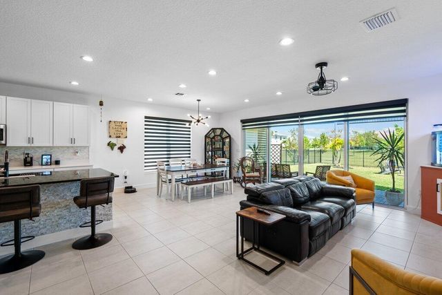 1362 Harvester Crossing, Loxahatchee, FL 33470