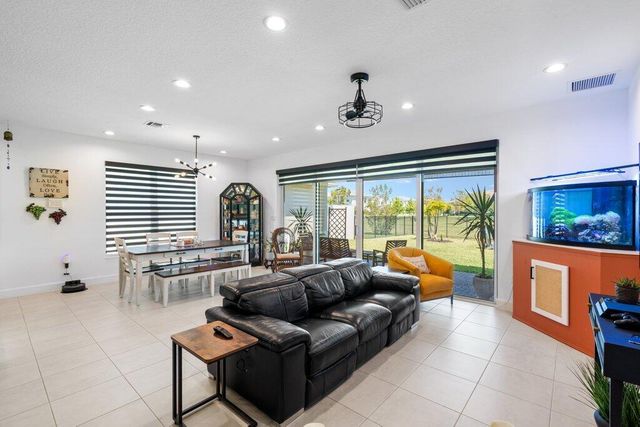 1362 Harvester Crossing, Loxahatchee, FL 33470