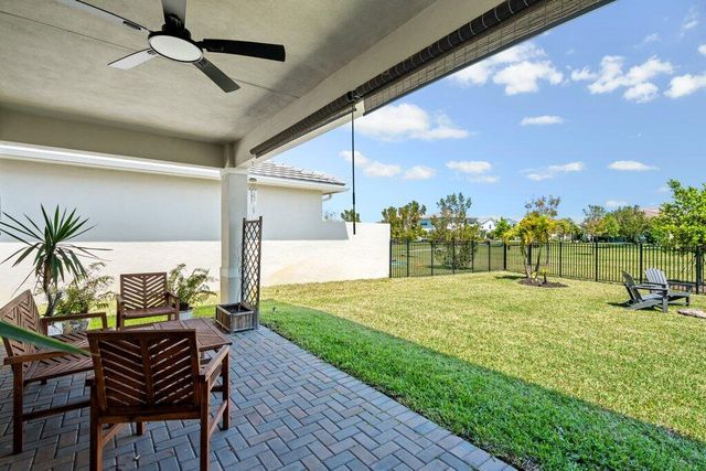 1362 Harvester Crossing, Loxahatchee, FL 33470