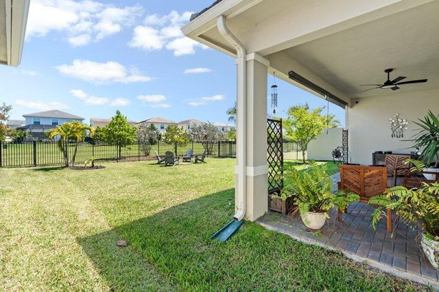 1362 Harvester Crossing, Loxahatchee, FL 33470