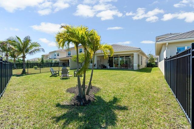 1362 Harvester Crossing, Loxahatchee, FL 33470