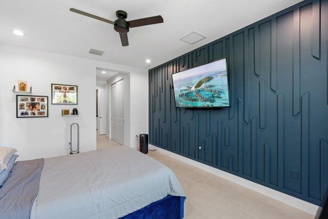 1362 Harvester Crossing, Loxahatchee, FL 33470