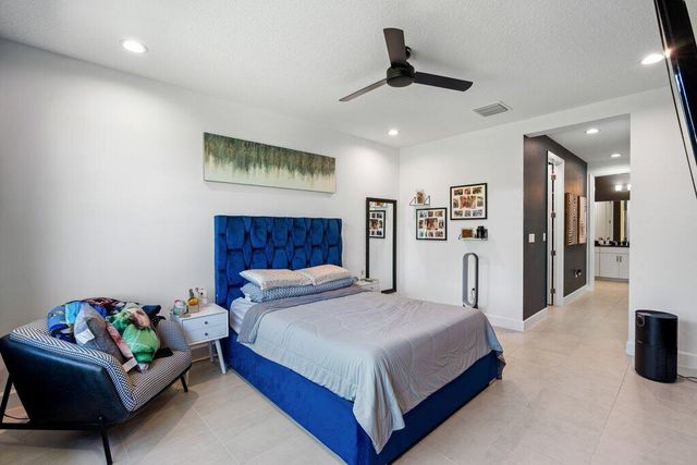 1362 Harvester Crossing, Loxahatchee, FL 33470