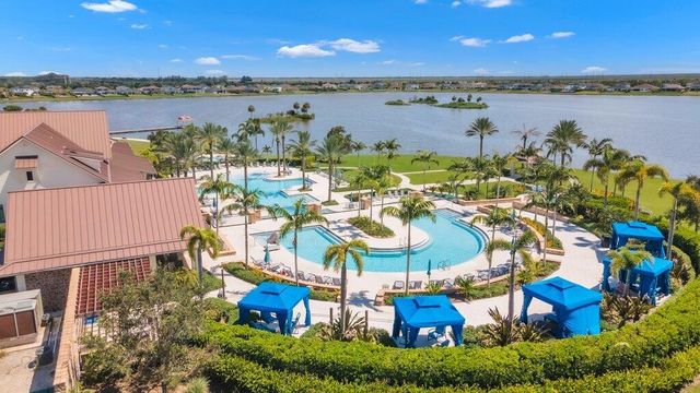 1362 Harvester Crossing, Loxahatchee, FL 33470