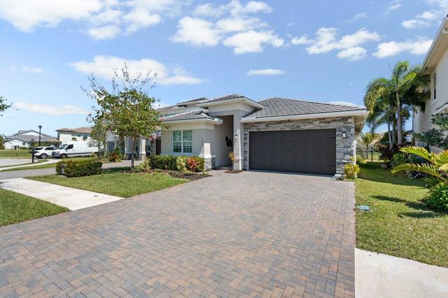 1362 Harvester Crossing, Loxahatchee, FL 33470