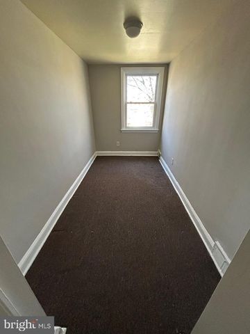 330 W 21ST ST, Chester, PA 19013