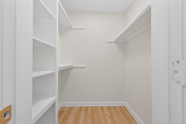 6418 Standing Oaks Street, Houston, TX 77050