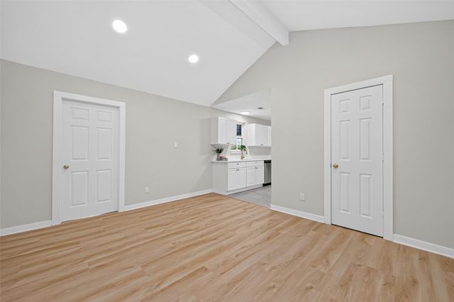 6418 Standing Oaks Street, Houston, TX 77050