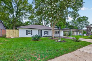 6418 Standing Oaks Street, Houston, TX 77050