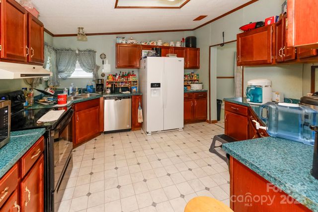 110 Harper Valley Lane, Lake Lure, NC 28746