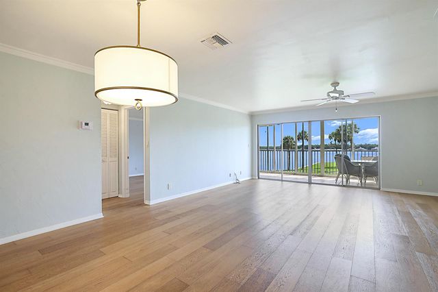 300 Intracoastal Place 204, Jupiter, FL 33469