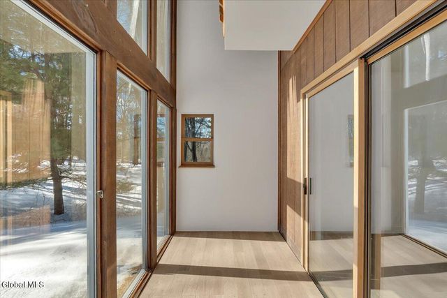 72 Cole Lane, Brunswick, NY 12180