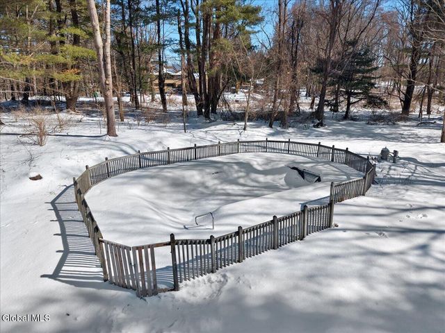 72 Cole Lane, Brunswick, NY 12180