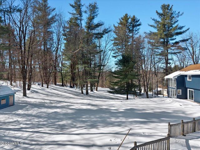 72 Cole Lane, Brunswick, NY 12180
