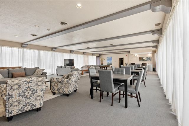 201 Grant 202, Sewickley, PA 15143