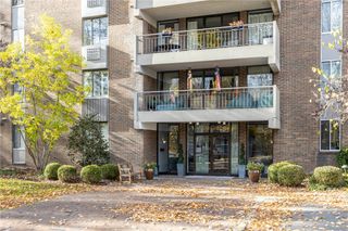 201 Grant 202, Sewickley, PA 15143