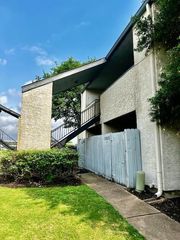 7313 Gulf Freeway 1001, Houston, TX 77017