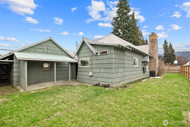 115 E Third Street, Cle Elum, WA 98922