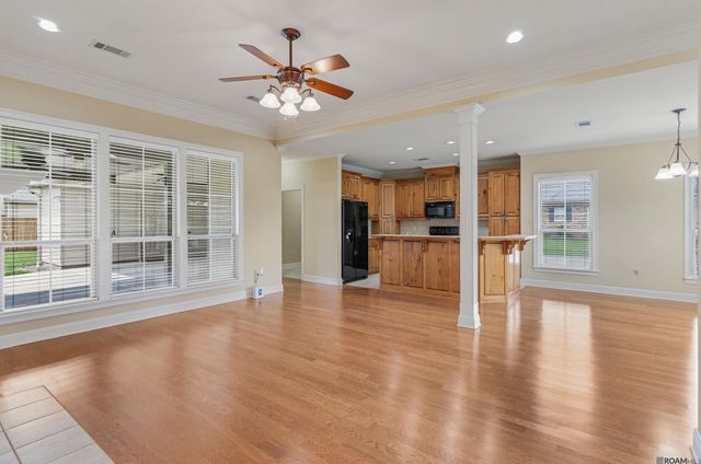 10253 Springridge Ave, Baton Rouge, LA 70810