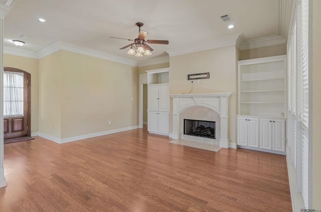 10253 Springridge Ave, Baton Rouge, LA 70810