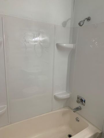 706 W 12th Street, Cedar Falls, IA 50613