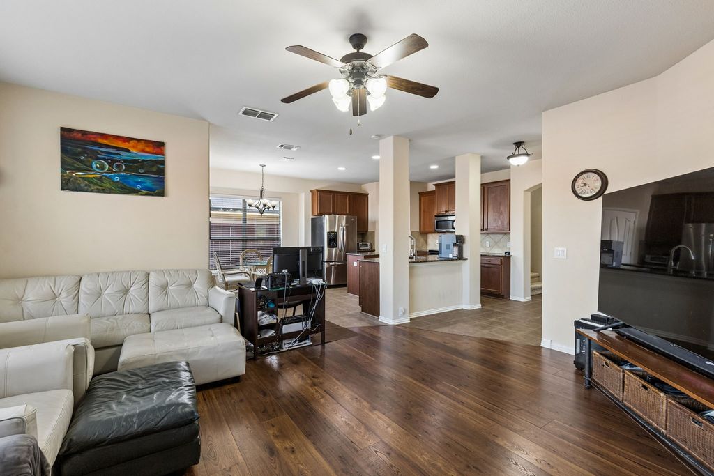 2505 Cain River Drive, Little Elm, TX 75068 — photo 3