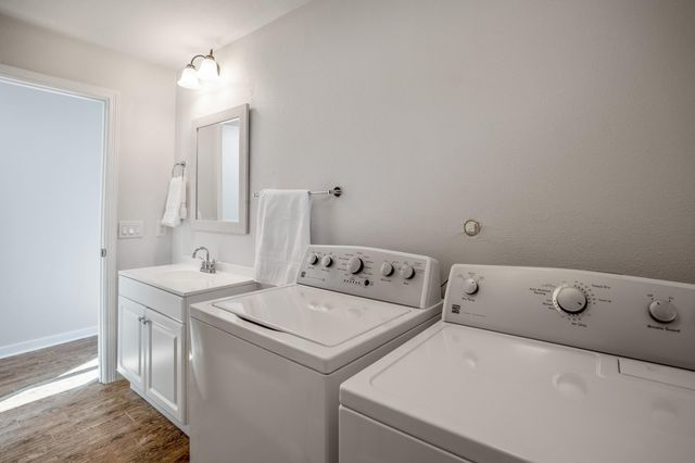 306 Foster Street, Tomball, TX 77375