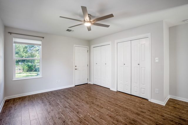 306 Foster Street, Tomball, TX 77375