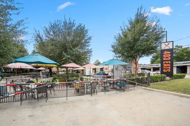 306 Foster Street, Tomball, TX 77375