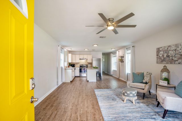 306 Foster Street, Tomball, TX 77375