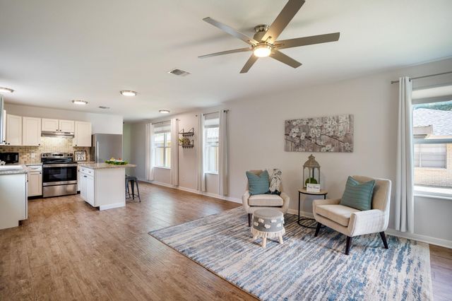 306 Foster Street, Tomball, TX 77375