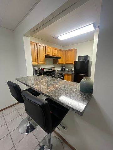 1829 S Carpenter Street 1, Chicago, IL 60608