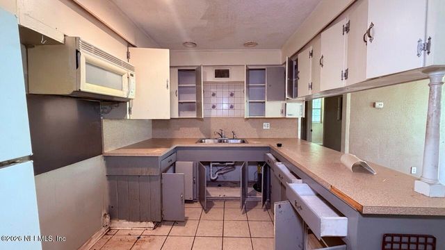 22 MONTE Street, Jacksonville, FL 32254