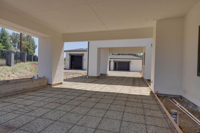 2040 W Green Springs Rd, El Dorado Hills, CA 95762