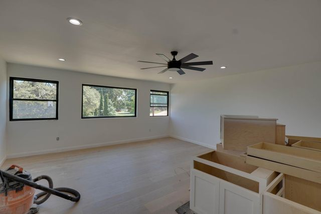 2040 W Green Springs Rd, El Dorado Hills, CA 95762