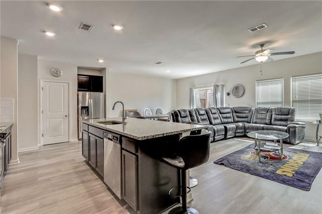 791 Ironhorse SW Lane, Mableton, GA 30126