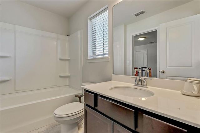 791 Ironhorse SW Lane, Mableton, GA 30126