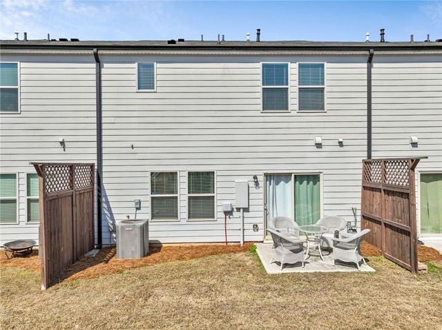 791 Ironhorse SW Lane, Mableton, GA 30126