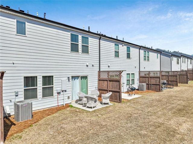 791 Ironhorse SW Lane, Mableton, GA 30126