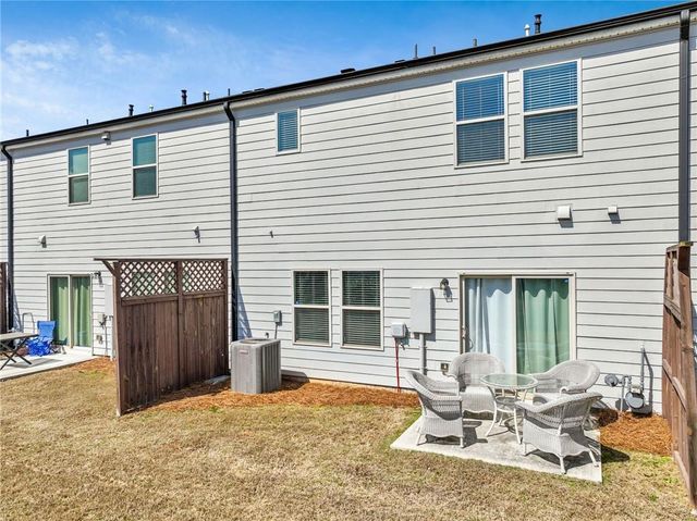 791 Ironhorse SW Lane, Mableton, GA 30126