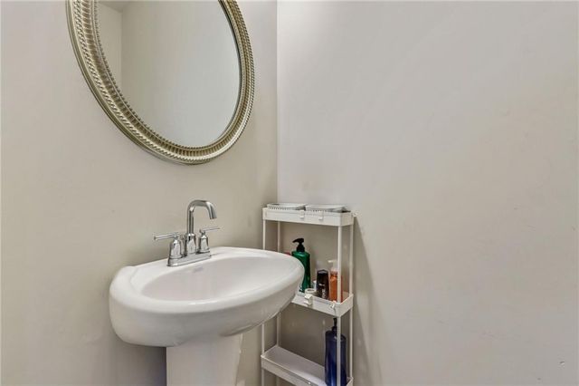 791 Ironhorse SW Lane, Mableton, GA 30126