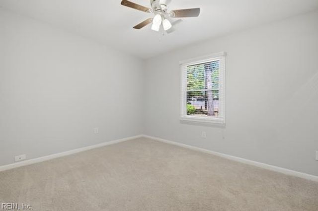 7398 Battery DR, Gloucester, VA 23061