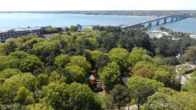 7398 Battery DR, Gloucester, VA 23061