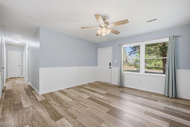 7398 Battery DR, Gloucester, VA 23061