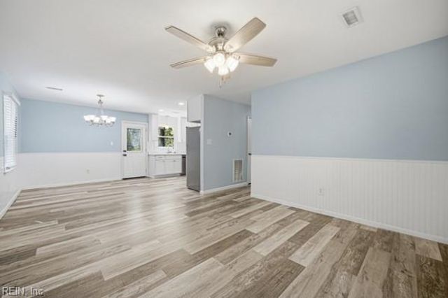 7398 Battery DR, Gloucester, VA 23061