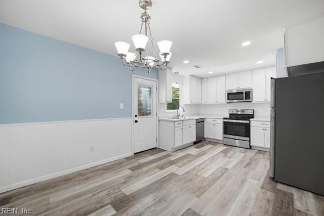 7398 Battery DR, Gloucester, VA 23061