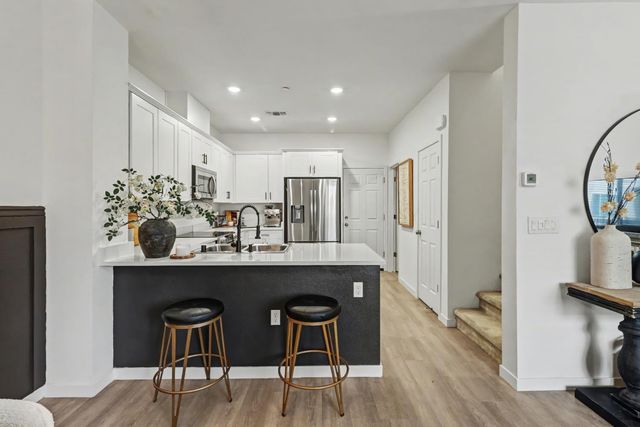 3034 Mesmerizing Walk, Sacramento, CA 95835