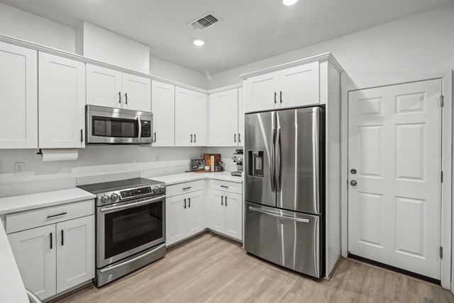 3034 Mesmerizing Walk, Sacramento, CA 95835