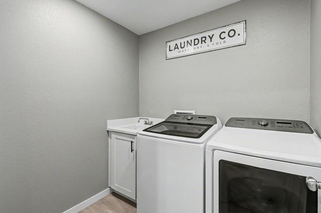 3034 Mesmerizing Walk, Sacramento, CA 95835